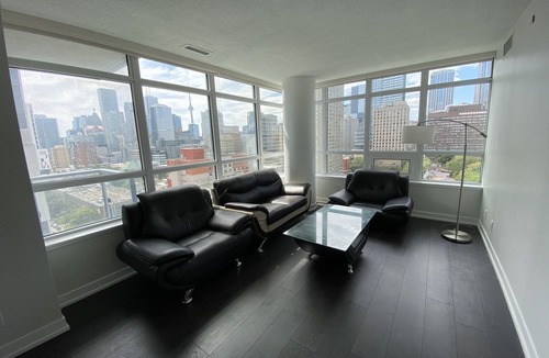 Cabbagetown Apartment | Toronto Downtown One Private Room in a 2B2B Condo Apartment For Female only