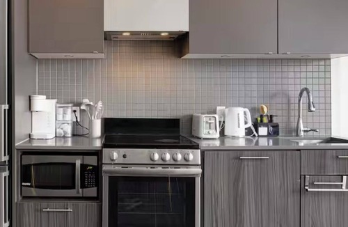 Garden District Apartment | Toronto skyline suites