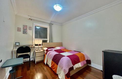 Downsview House | Toronto Uptown 1 - Bus to Downtown