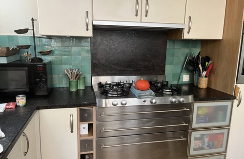 Issy-les-Moulineaux House | Town house with patio and terrace, Eiffel Tower 5 km away. Pets welcome.
