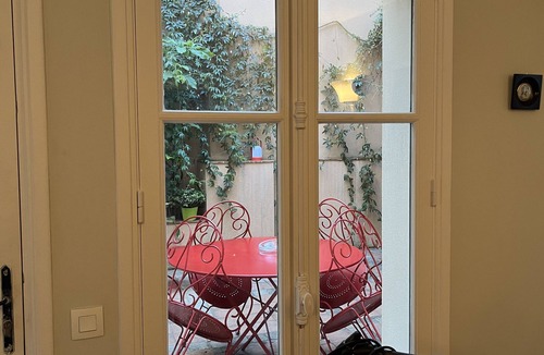 Issy-les-Moulineaux House | Town house with patio and terrace, Eiffel Tower 5 km away. Pets welcome.