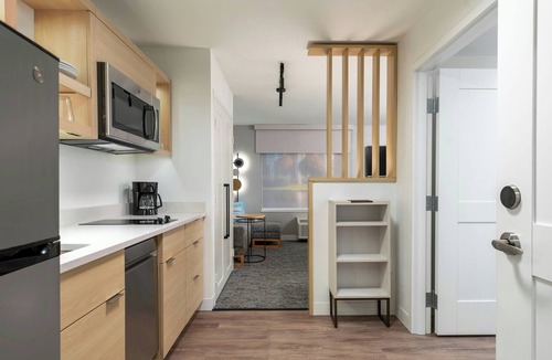 Vaughan Hotel | TownePlace Suites by Marriott Vaughan