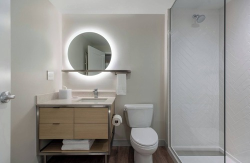 Vaughan Hotel | TownePlace Suites by Marriott Vaughan