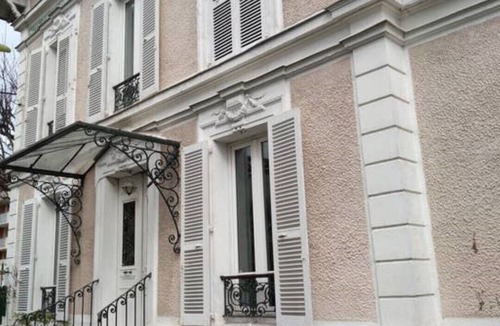 Le Raincy Villa | Townhouse with pool near Paris