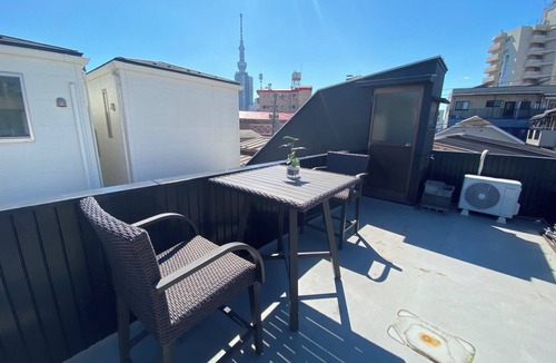 Sumida House | TraditionalJapanese Vacation house near to metro station, 4 bedroom Multiple bath