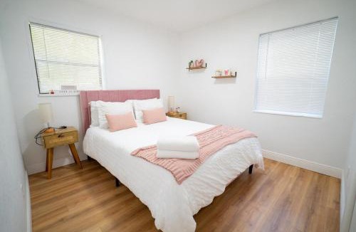 Meadowlawn House | Tranquil Fully Renoveted Home St Pete Dt&beachs