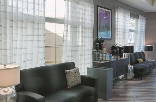 Airport North Hotel | Travel With Ease – Free Shuttle + Comfortable Accommodation | Free Breakfast