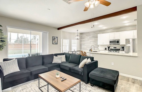 Crescent Lakes House | Traveler's Dream - Pool, Games, Disney+