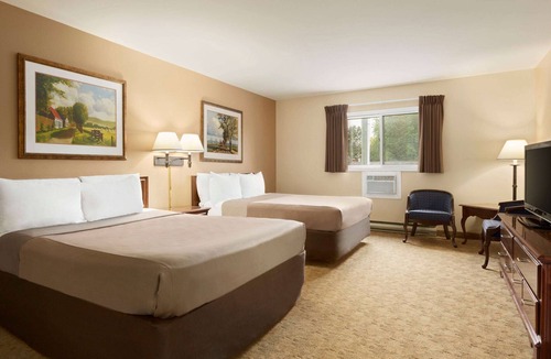 Kenora Hotel | Travelodge by Wyndham Kenora