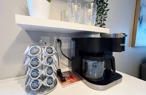 South London Apartment | Trendy Stay, Near Covent Garden & Hyland Cinema