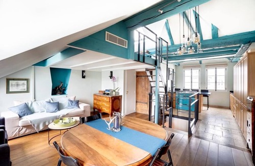Sorbonne Apartment | Triplex Cathedral Notre Dame de Paris
