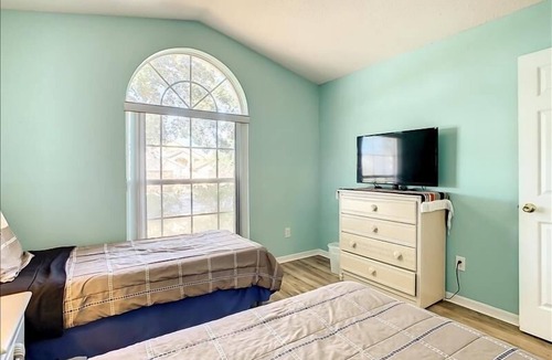 Florida Pines House | Tropical Family Retreat with Gameroom!!! Florida Pines, Davenport 4BR / 2BA
