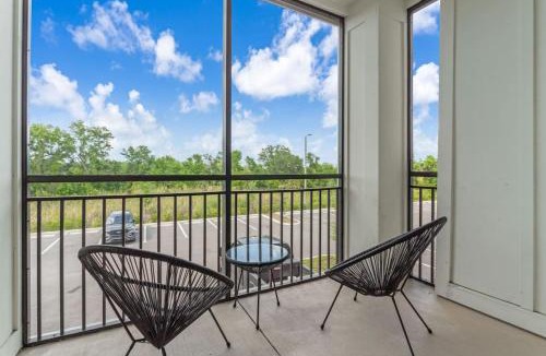 Ruskin Apartment | Tropical Hideaway Amazing 3 Bed Oasis with Pool