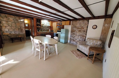 Tucson Apartment | Tucson Desert Historic Courtyard Ground Cozy Studio Queen Size Bed
