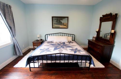Smicksburg House | Turnkey 5BD 4BA entire house fully furnished and fast Wi-Fi for extended stays