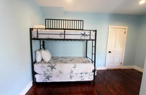 Smicksburg House | Turnkey 5BD 4BA entire house fully furnished and fast Wi-Fi for extended stays