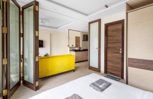 Kurla Apartment | Tuscany Stylish 1 BHK in Prime Gated BKC Spot