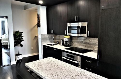CityPlace Apartment | TVHR - Luxury Condos in Heart of Downtown with Breakfast