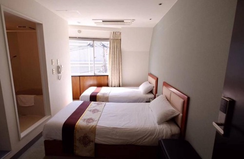 Kita Hotel | Twin room smoking/Kita-ku Tokyo