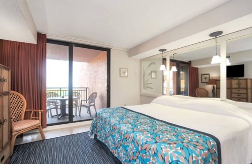 Indian Harbour Beach Resort | Two Bedroom, Ocean Front, Luxury Condo, Indian Harbour Beach, FL 3814593