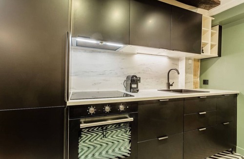 Arsenal Apartment | Typical Parisian Apartment in Le Marais#4 pers