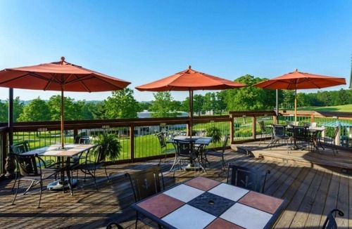 Cheat Lake Apartment | Ultimate Wellness Escape: Studio w Indoor Pool