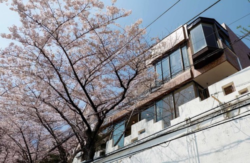 Atami Villa | UNDER CURRENT ATAMI | Private Villa with Hot Springs & Fireworks View