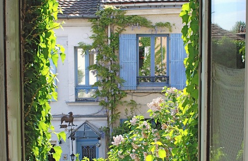Amerique House | Une Maison à Paris Avec son Jardin!