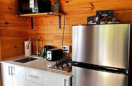 Parry Sound House | Unique 1-Bedroom Eco Log Cabin in Parry Sound #105