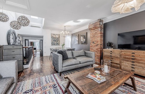Old Town House | Unique downtown living experience