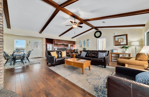 Gulf Shores Condo | UNIQUE GULF FRONT CONDO, CONVENIENT LOCATION, PENTHOUSE FLOOR, FABULOUS VIEWS!
