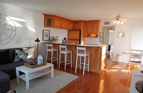 Pass-a-Grille Condo | Unique Pass-a-Grille condo just steps from the sand.