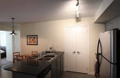 Cabbagetown South Condo | Unique, peaceful, perfect stay to experience city of Toronto and its quality.