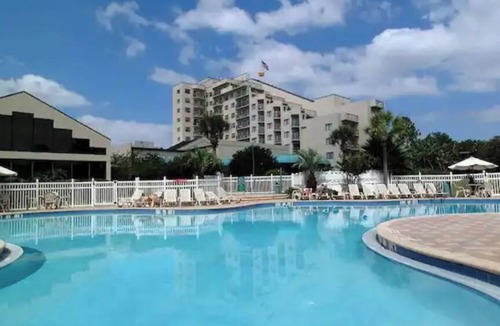 Southwest Orlando Condo | Universal/Pool view +FREE parking. Newly renovated 2bdrm/2bth