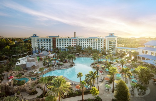 Florida Center Hotel | Universal's Loews Sapphire Falls Resort