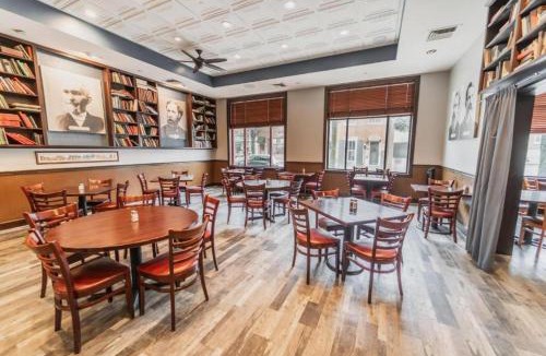 Shippensburg Hotel | University Hotel & Suites Shippensburg, Trademark by Wyndham