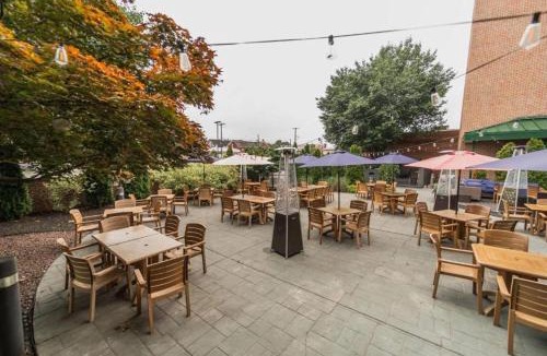Shippensburg Hotel | University Hotel & Suites Shippensburg, Trademark by Wyndham