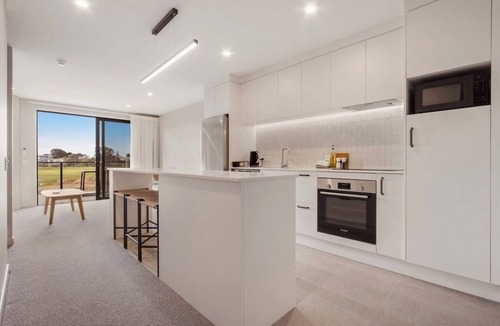 Waihi Beach Apartment | Unwind and Relax in Central Waihi Beach (#B4)