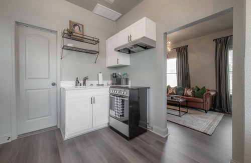 North Hyde Park Apartment | Updated Condo in Heart of Tampa