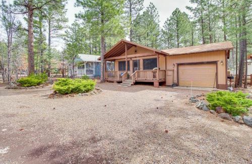 Pinetop House | Updated Deck & Fireside Table: Pinetop Cottage