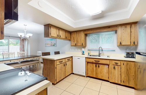 Cape Caneveral Beach Gardens House | Updated home with beach access, games, grill, & central AC - snowbird-friendly