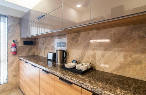 Khar Apartment | Upscale 2 bedroom apartment