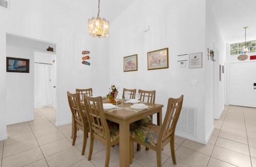 Clear Creek House | Upstay - Games & Private Pool Family Home