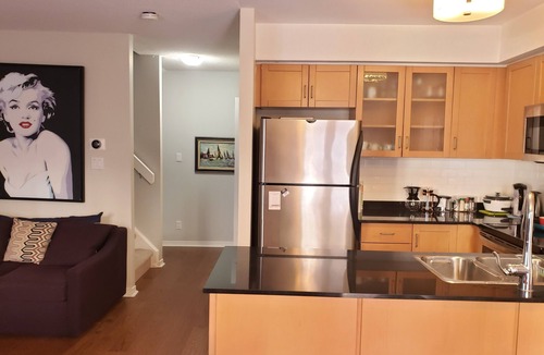 King West Village Condo | Urban-Chic Townhouse in Liberty Village