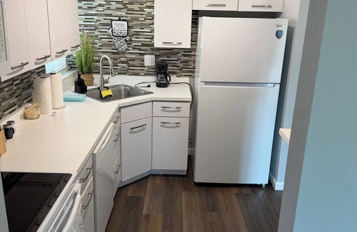 Collingdale House | Urban Escape 12 mins from Phila Airport