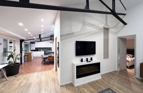 Quartier de la Porte-Saint-Denis Apartment | Urban Flat 161 - Sublime 4BDR Luxury Flat in Paris