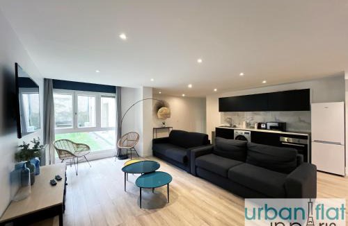 Amerique Apartment | Urban Flat 182 - Spacious 4 Bedroom Flat in Paris