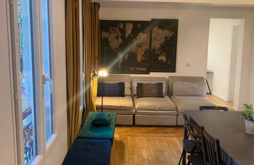 Porte-Saint-Martin Apartment | Urban Flat 99 - Spacious 6 BDR Apartment in Paris