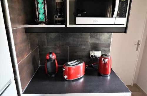 Aubervilliers Apartment | Urban Garden - 1 chambre - Paris Stade de France - Parking & Terrasse