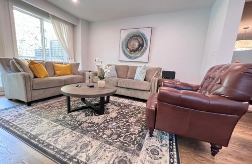 Lawrence Park South House | Urban Oasis - Midtown/free parking